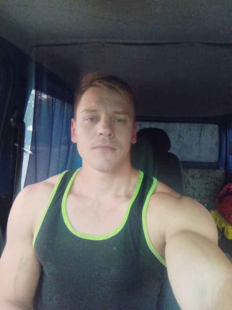  30410371  Andrey, 36 ,    