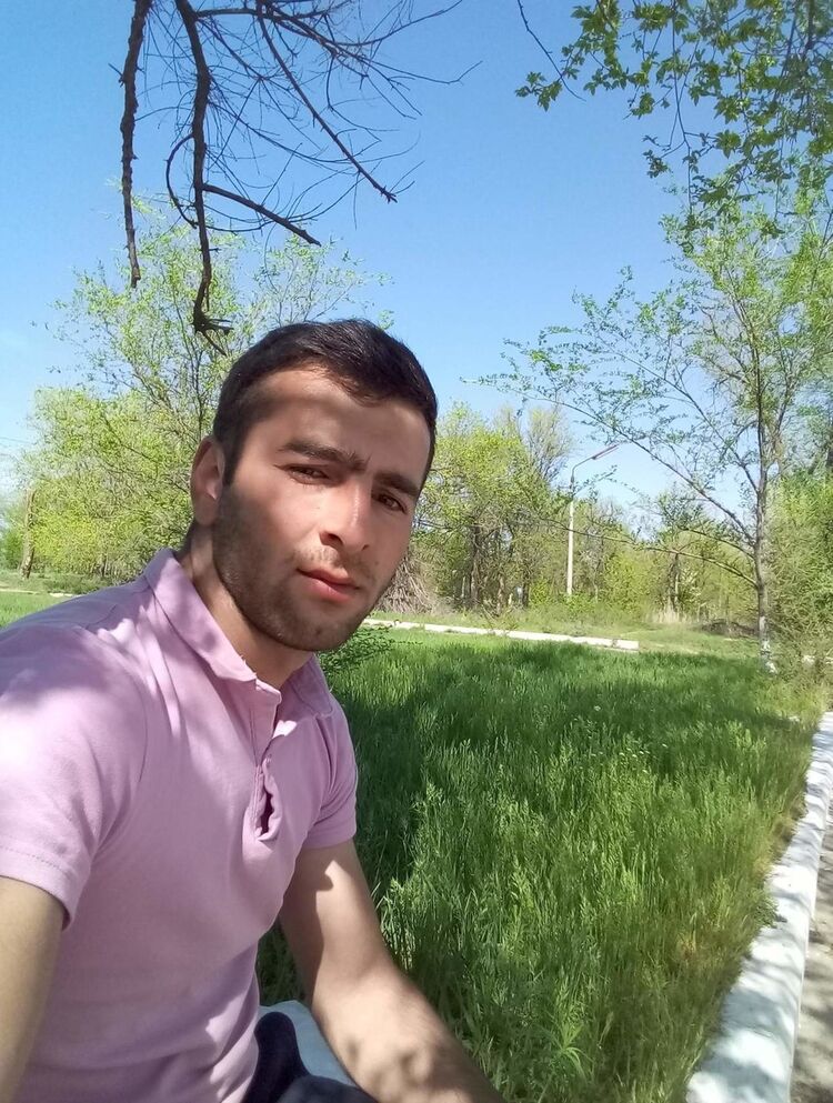  18467351  Edik, 28 ,    --