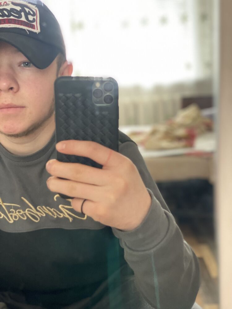  43818301  , 22 ,    
