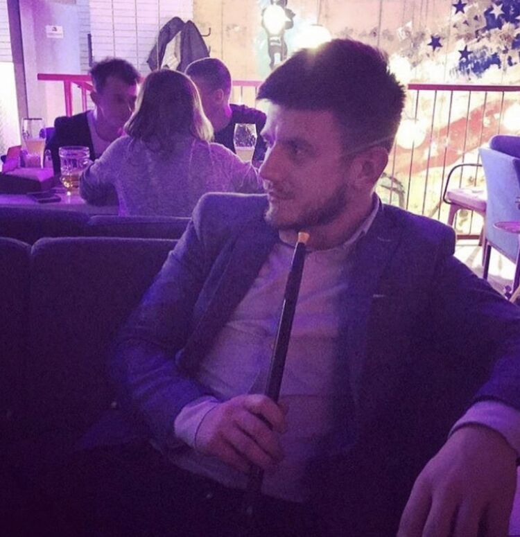  ,   Artem, 33 ,   ,   