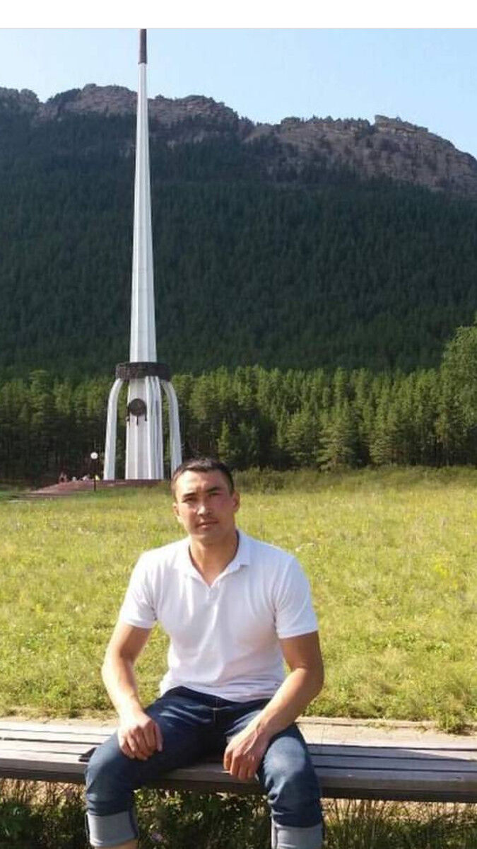   ,   Bek, 35 ,   ,   , c 