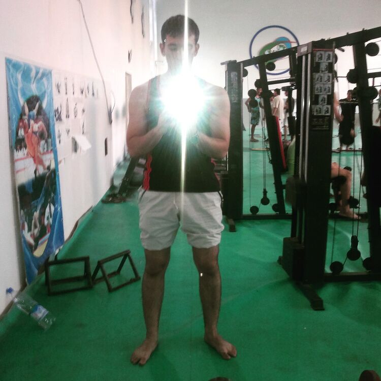  ,   Anvar, 34 ,   ,   , c 