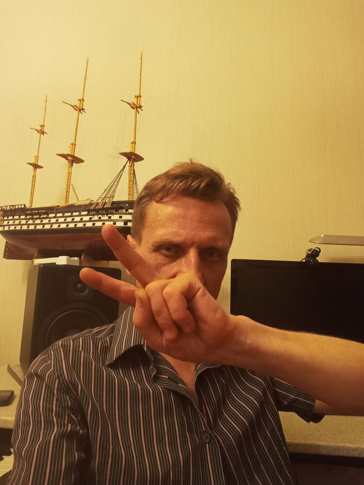  23481731  Karel, 50 ,    