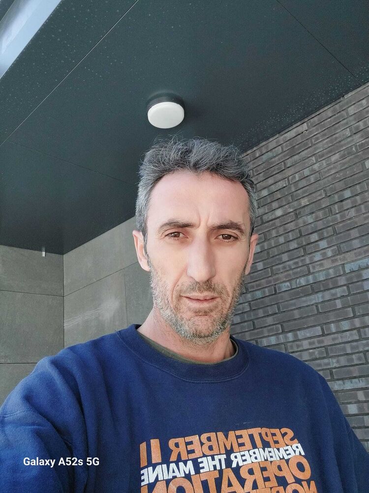  47223221  Seckin, 47 ,    Nicosia