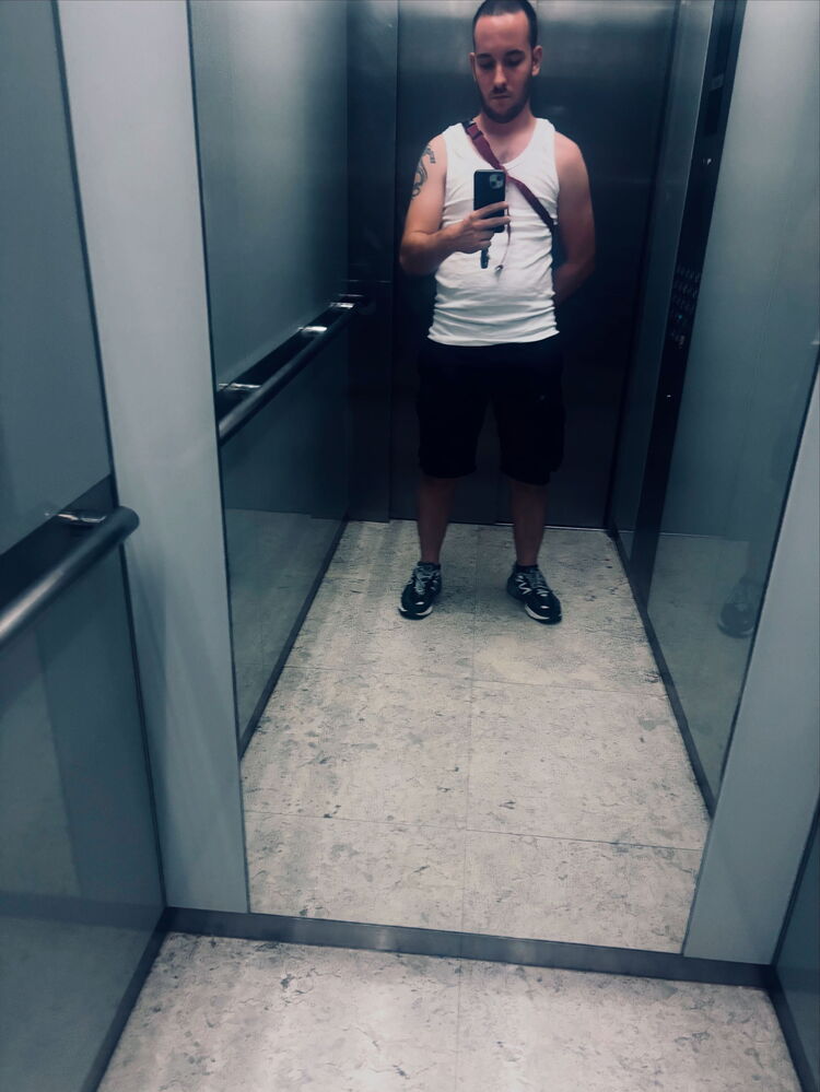  52913351  , 25 ,    Azor