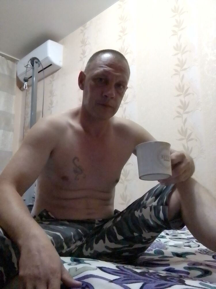  29398871  , 42 ,    