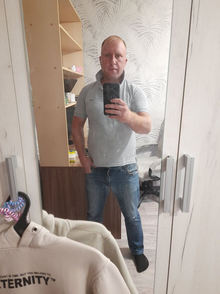  46736781  , 33 ,    