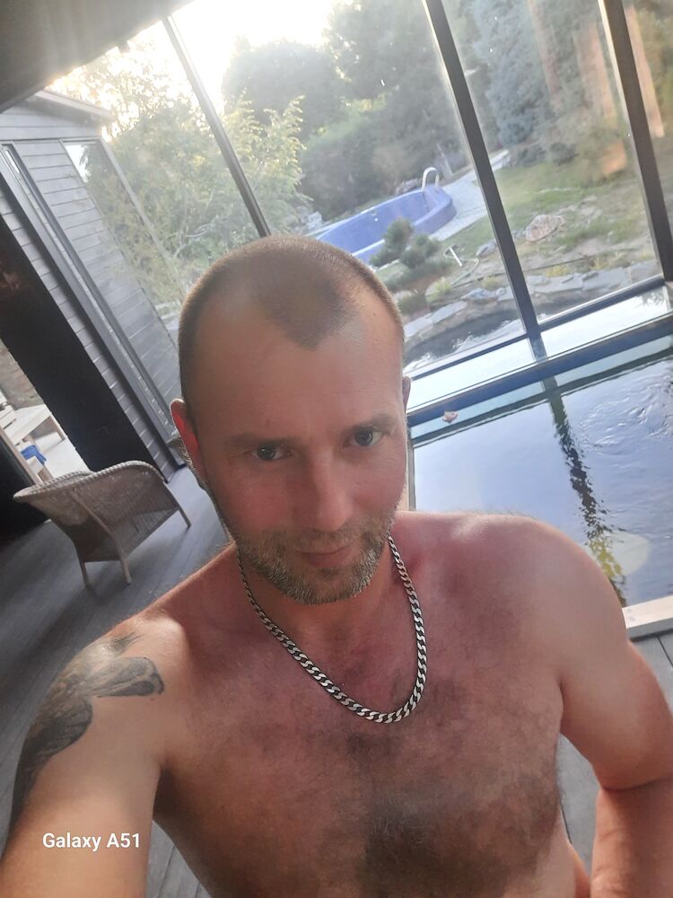  45775481  , 33 ,    