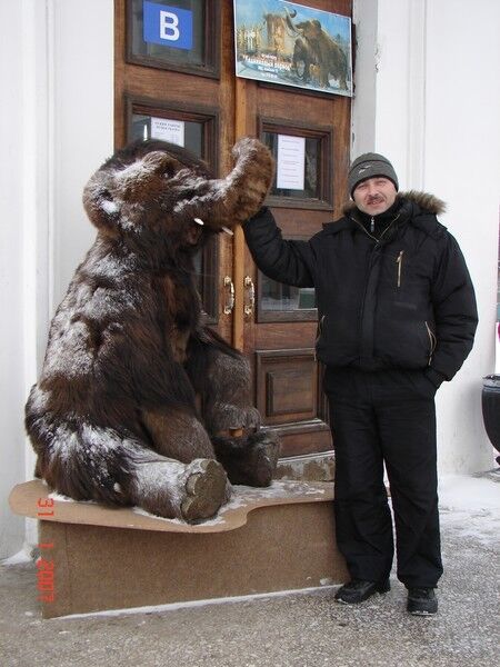 6411581  Anatoliy, 62 ,    