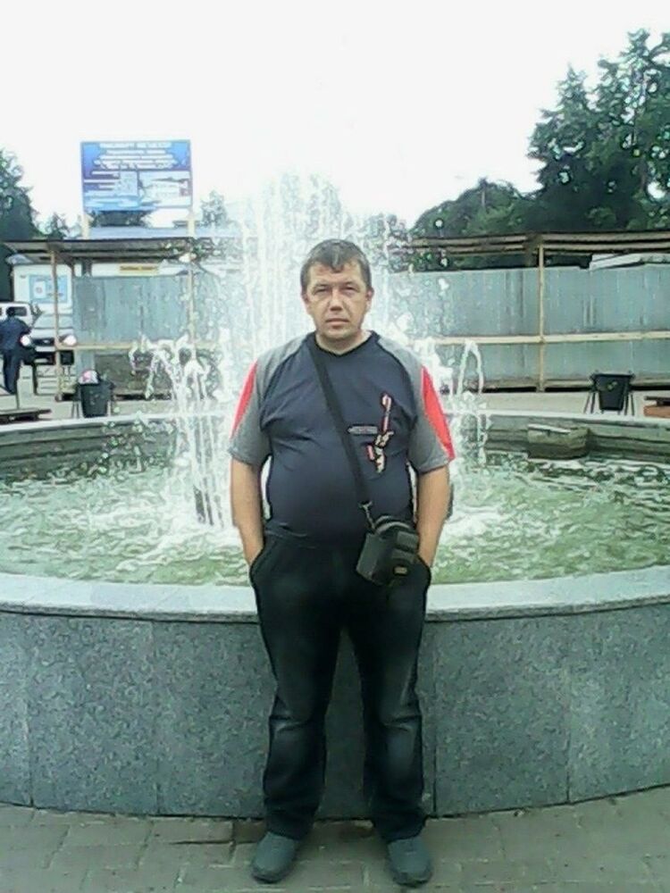  9236941  , 42 ,    