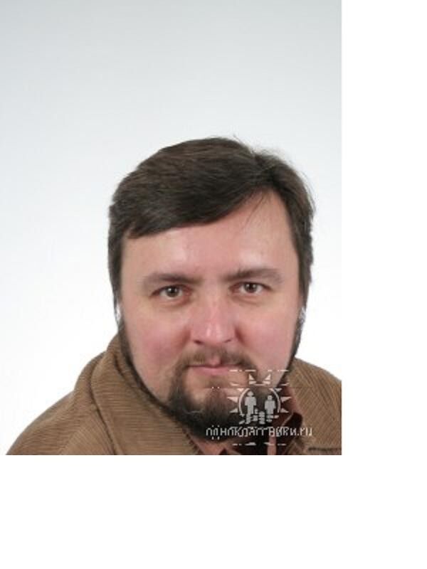 ,   Vlad, 42 ,   