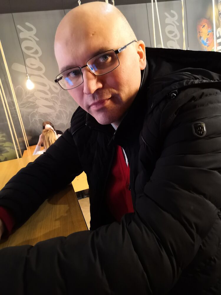  ,   Mars, 42 ,   ,   , c 
