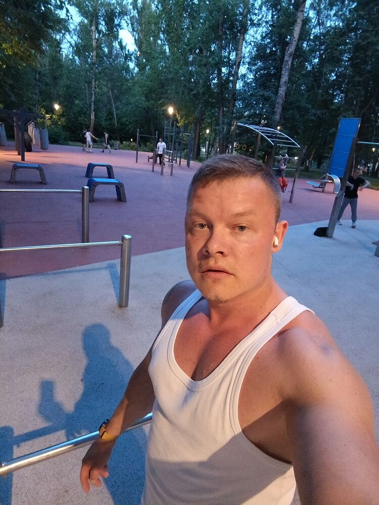  52346921  Oleg, 36 ,     