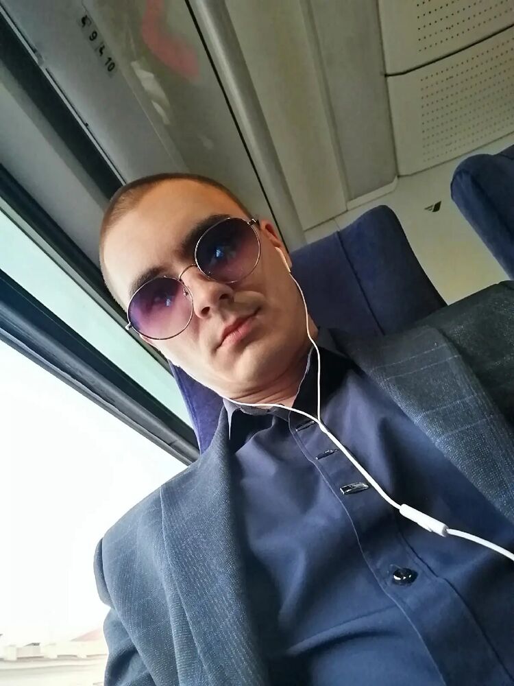  47427571  , 27 ,    