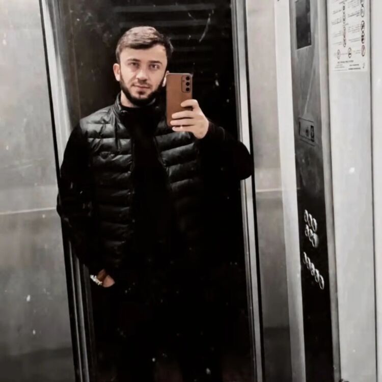  48871271  , 27 ,    -