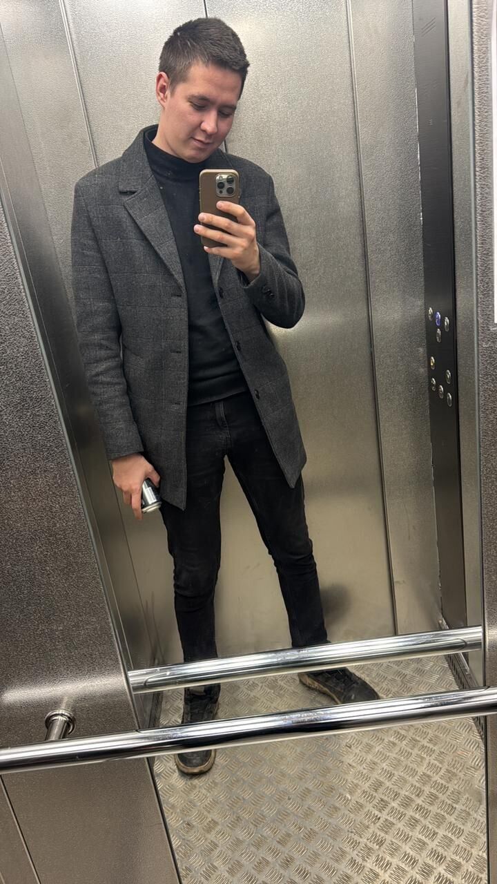  52829061  , 23 ,    