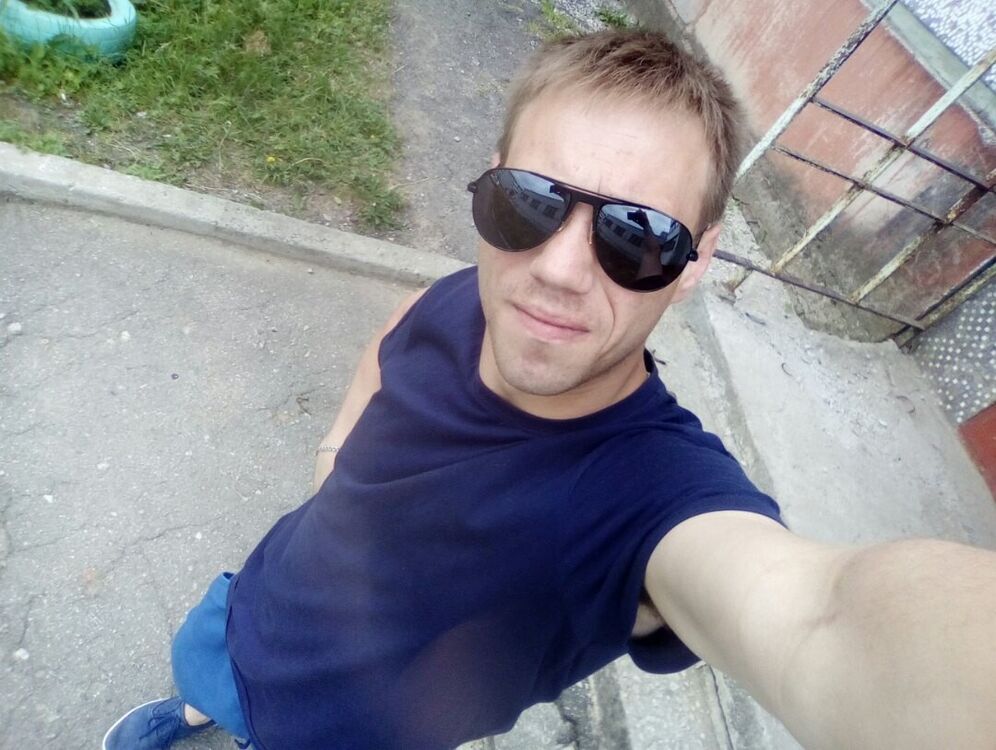  12797811  Aleksei, 75 ,    