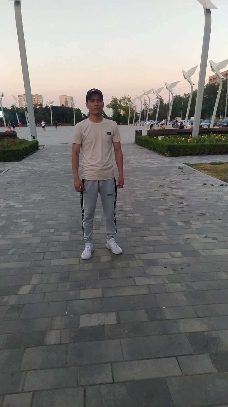  44588181  Nomoz, 24 ,    