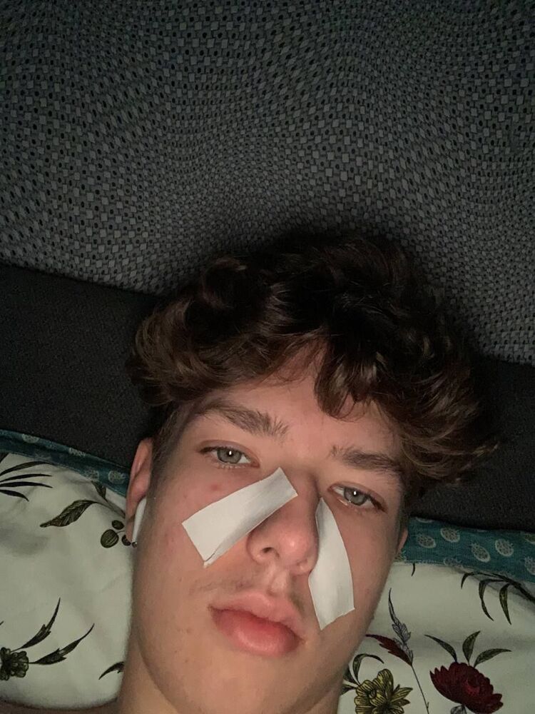  -,   , 21 ,   ,   