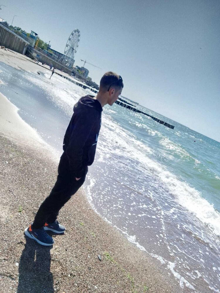  ,   Alexander, 23 ,   , c 