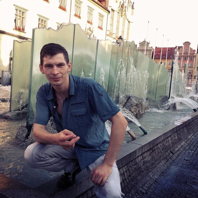  ,   Bohdan, 32 ,   ,   