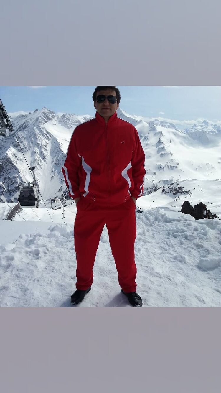  43627151  Amir, 40 ,    