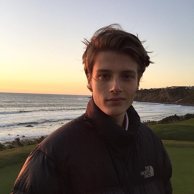 ���� 39998841 ����� �����, 21 ���, ���� ���������� � ������