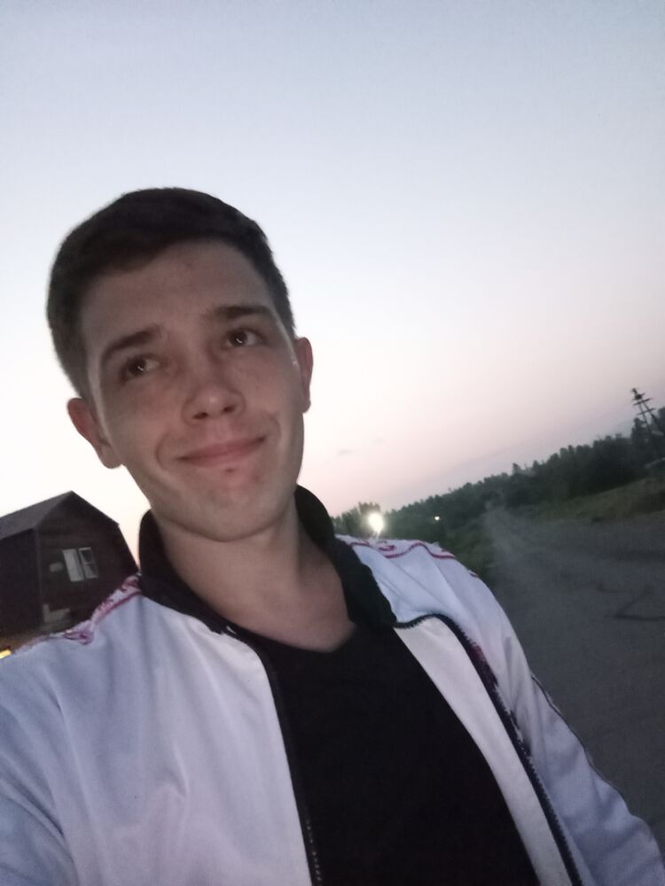  44438871  , 24 ,    