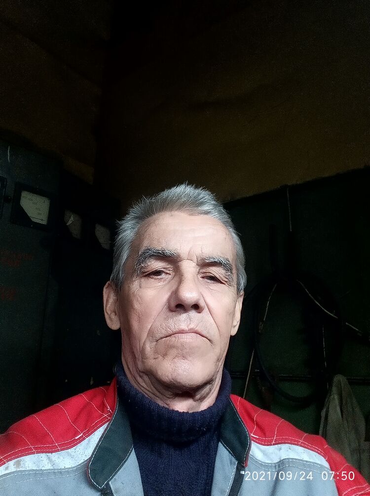  24152961  , 65 ,    
