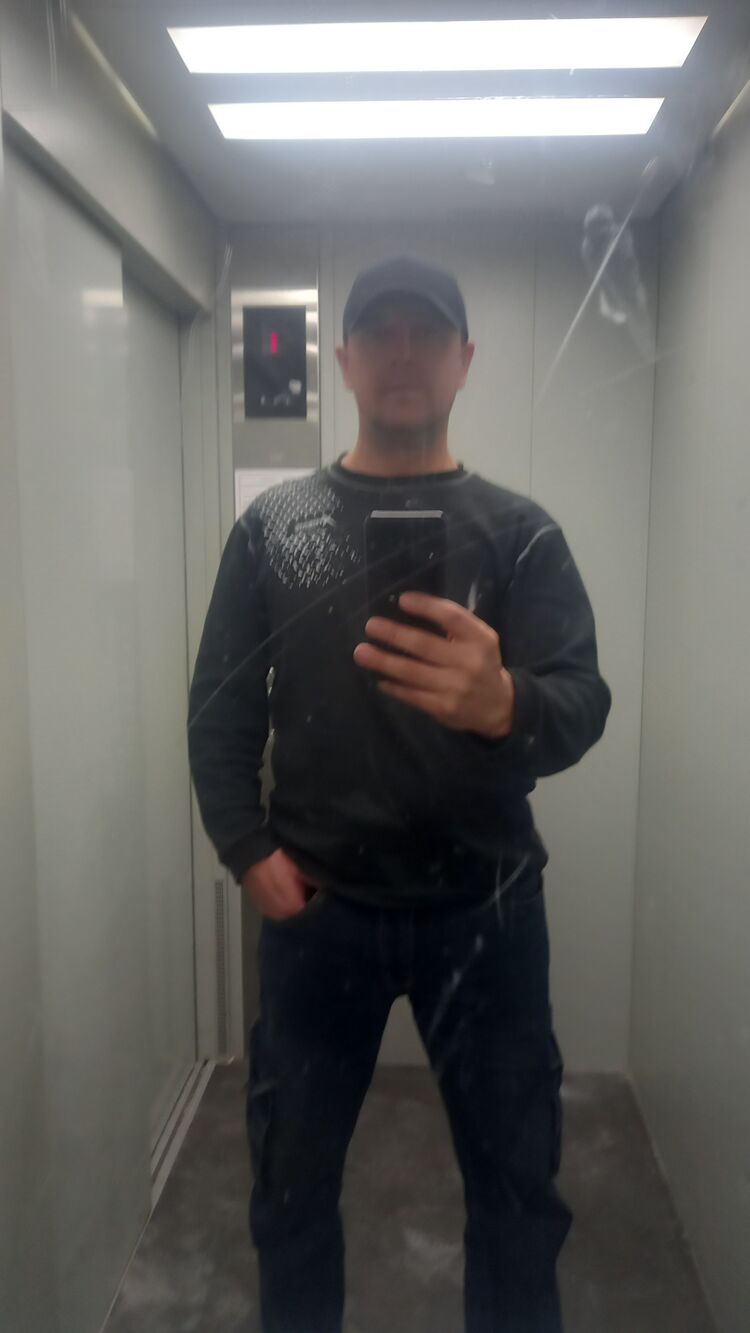  43573081  , 47 ,    