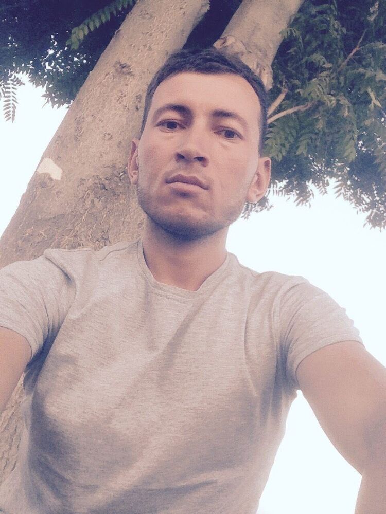  24333201  Mahmud, 31 ,    