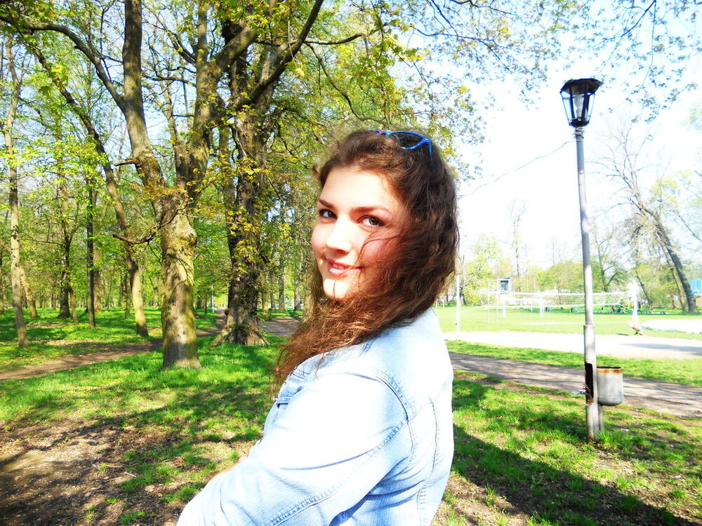  ,   Darina, 29 ,   ,   , c 