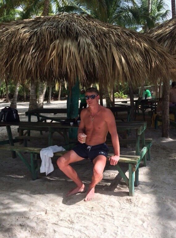 ���� 8373731 ������� �����, 54 ����, ���� ���������� � ������