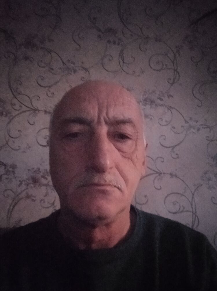 48397971  , 61 ,    
