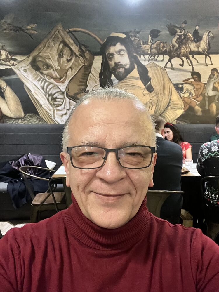  ,   Wadim, 57 ,   ,   