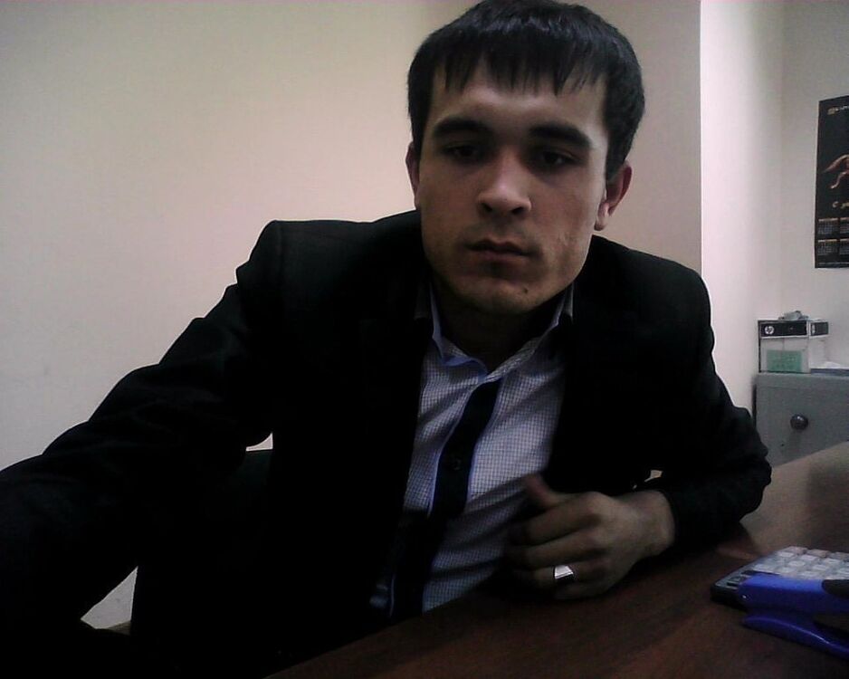  ,   Doston, 32 ,   
