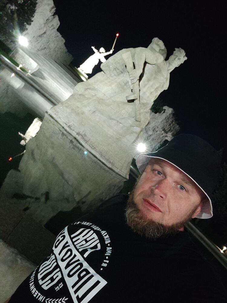 ���� 42227691 ������� David, 44 ����, ���� ���������� � ������ ���������