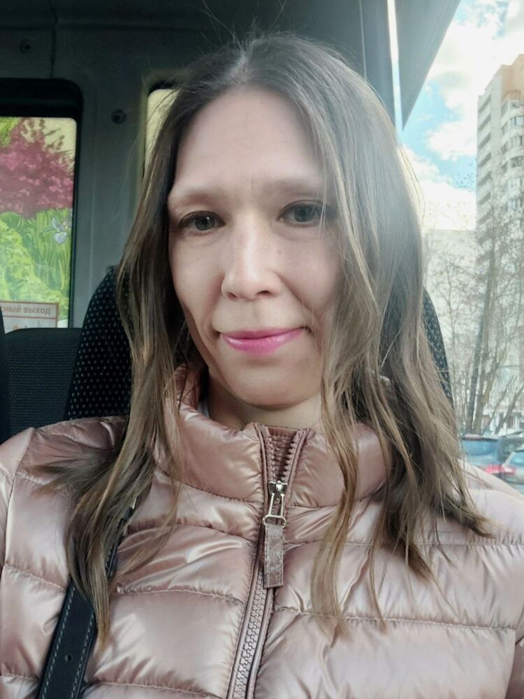  49324241  Lincufly, 39 ,    