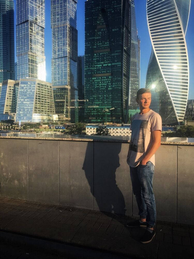  ,   Sergey, 30 ,   