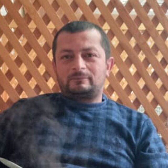  46989051  Iskender, 40 ,    