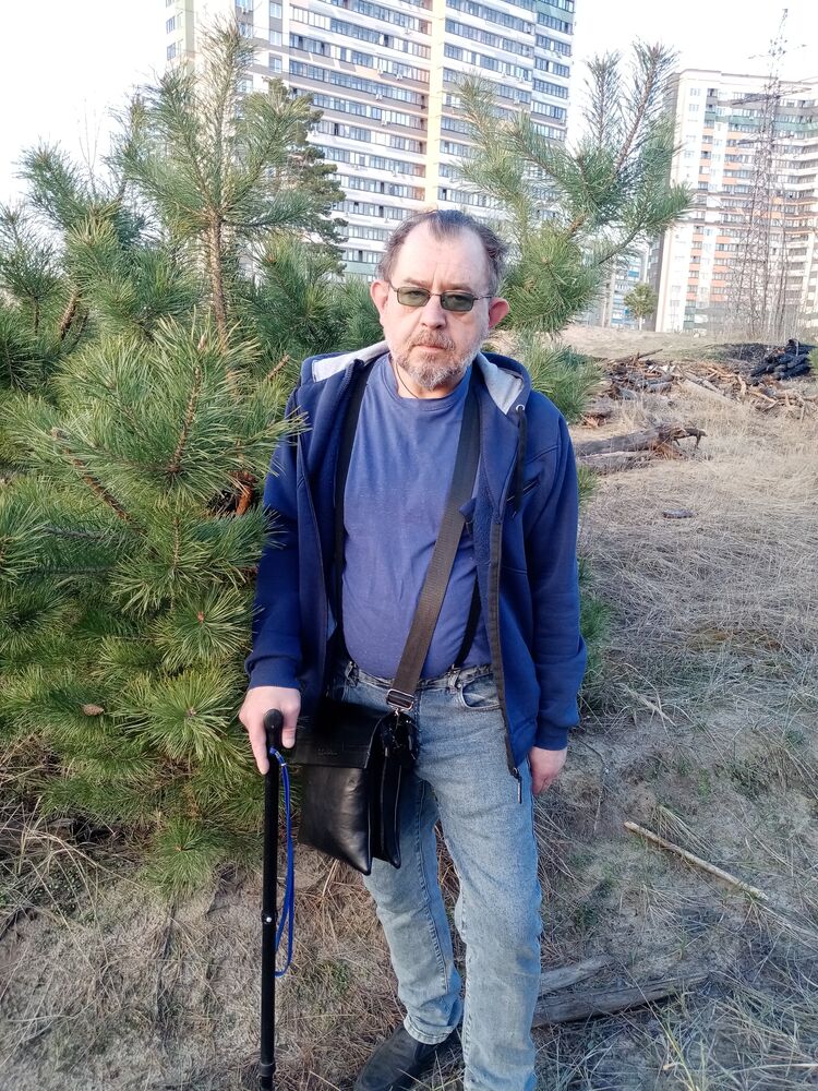  34577441  Valery, 57 ,    