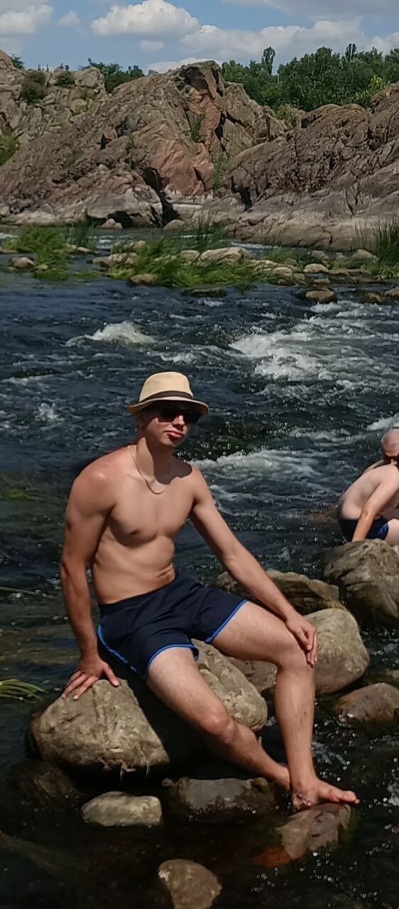  ,   Slava, 20 ,   ,   
