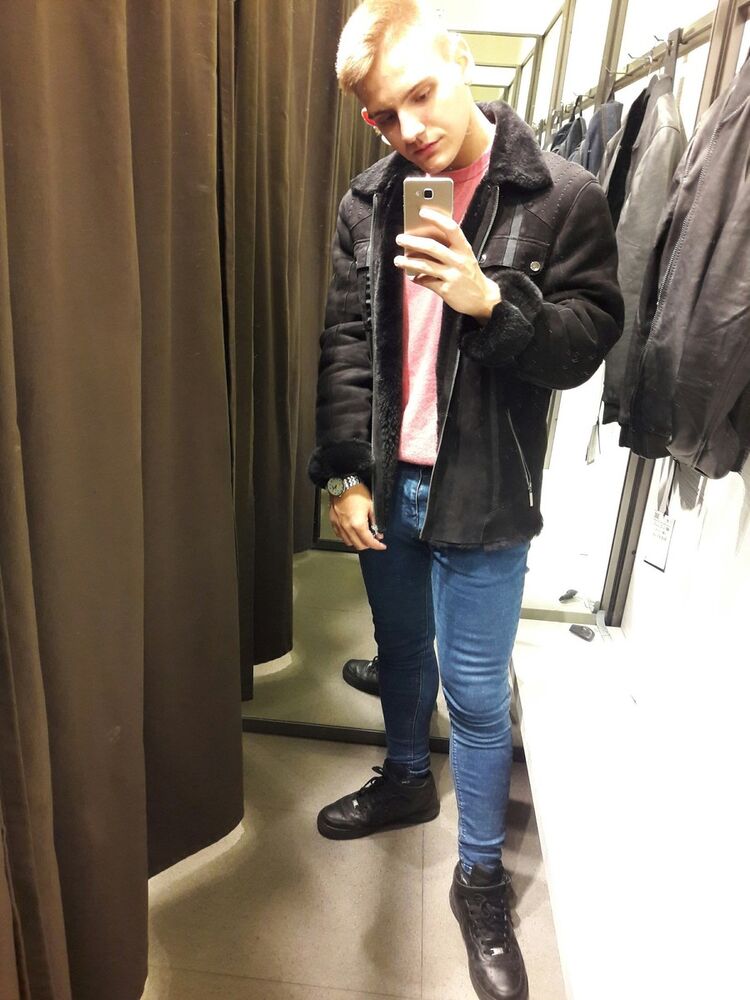  8653701  , 27 ,    