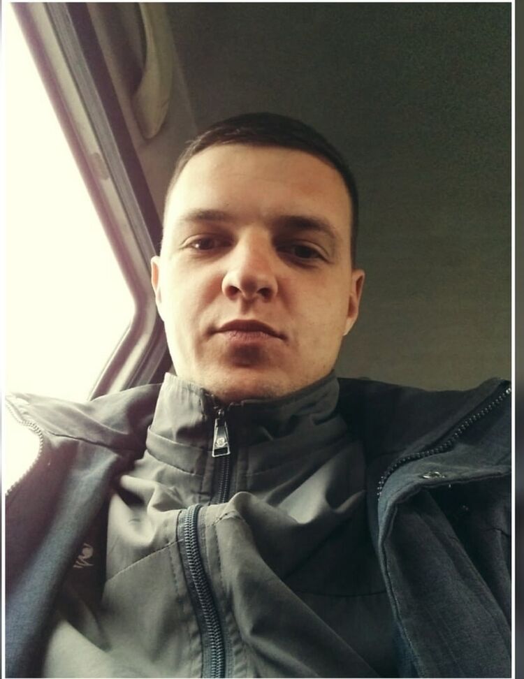  52842881  Dima, 28 ,    