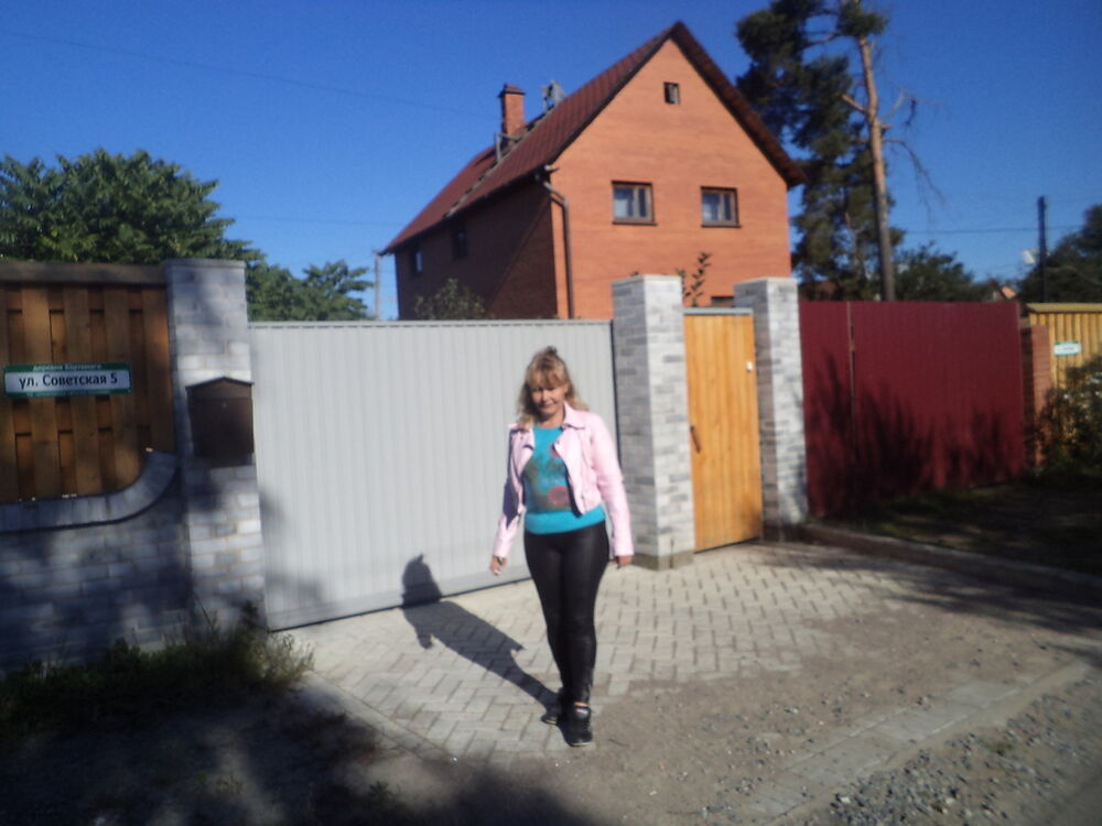  4875221  Leja, 56 ,    
