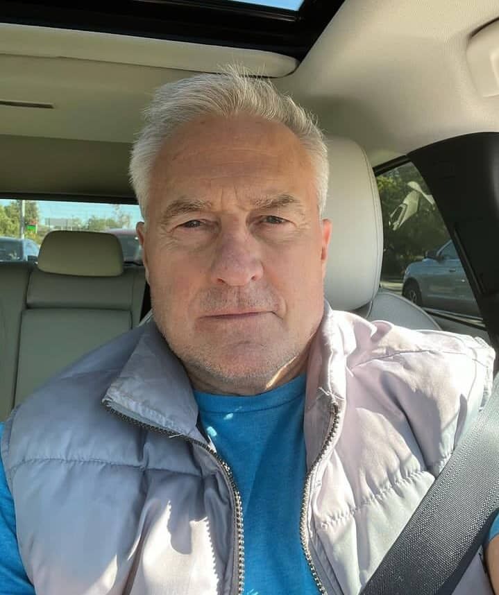  40902791  Andrew bell, 60 ,    