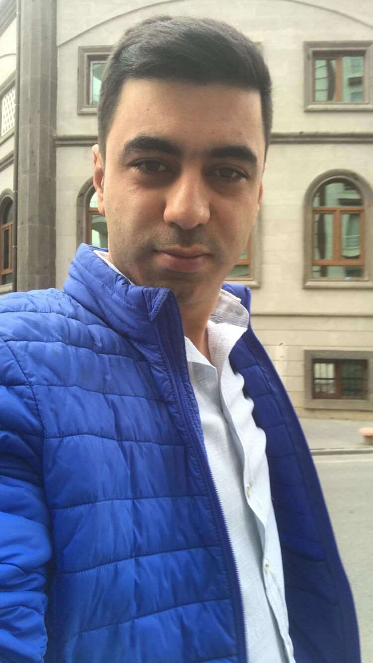  41564311  Adil, 29 ,    