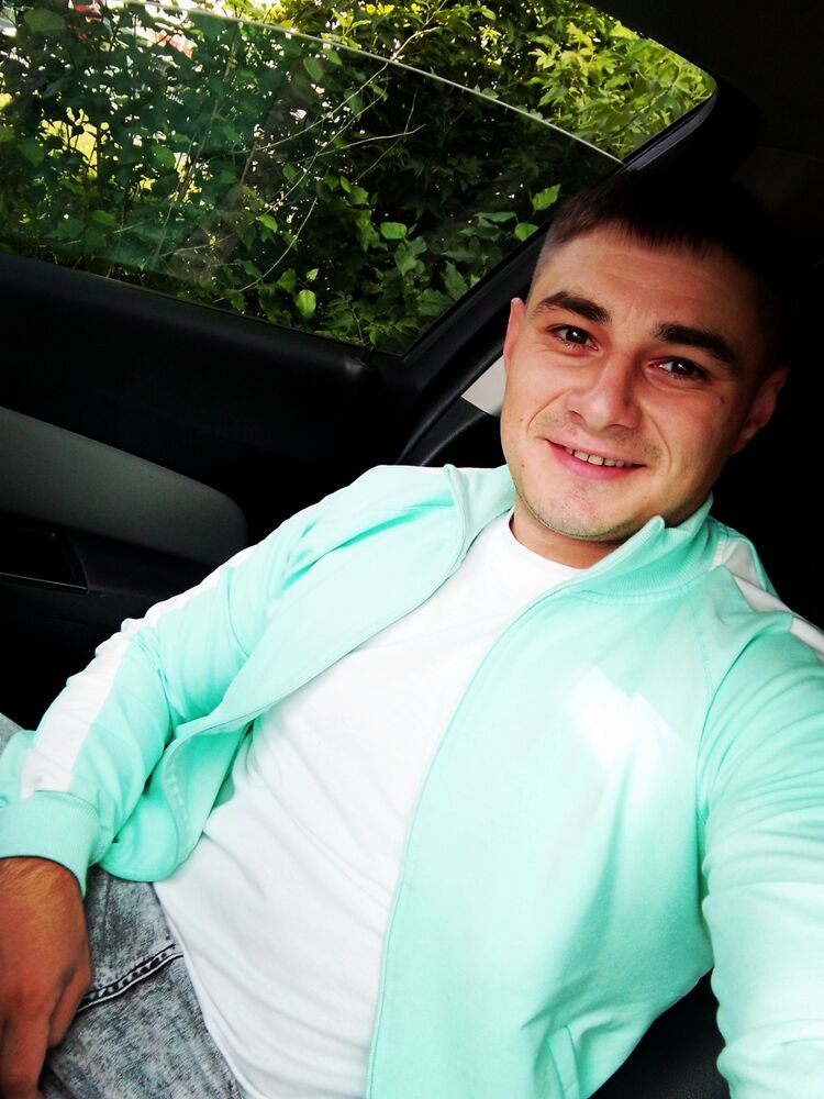  ,   Vladislav, 31 ,   ,   , c , 