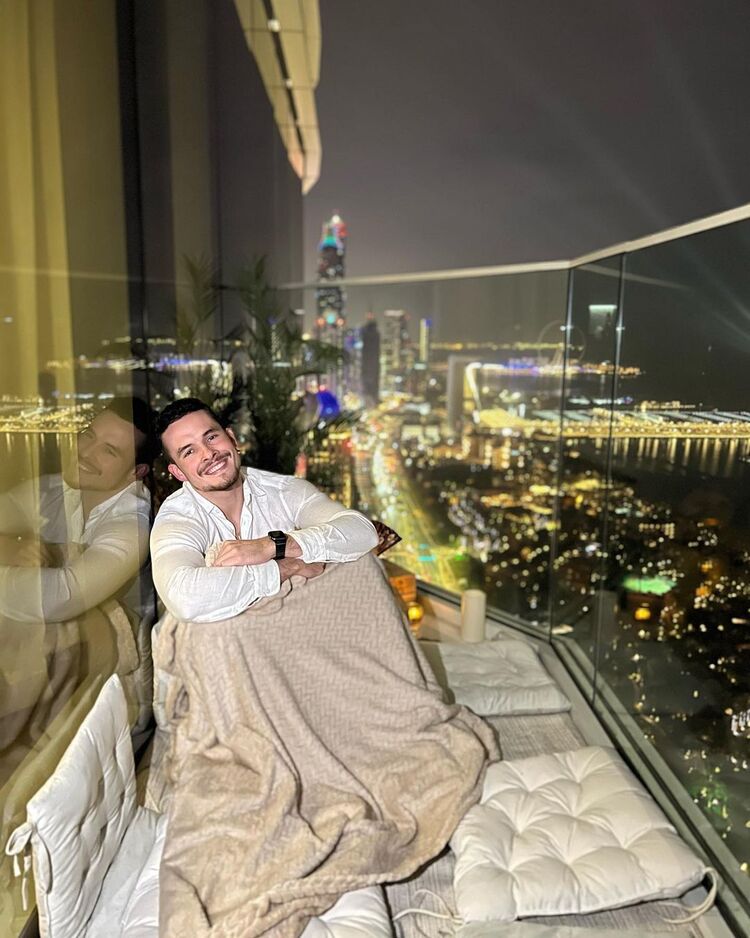 ���� 24739031 ������� ���������, 33 ����, ���� ���������� � �����-����������