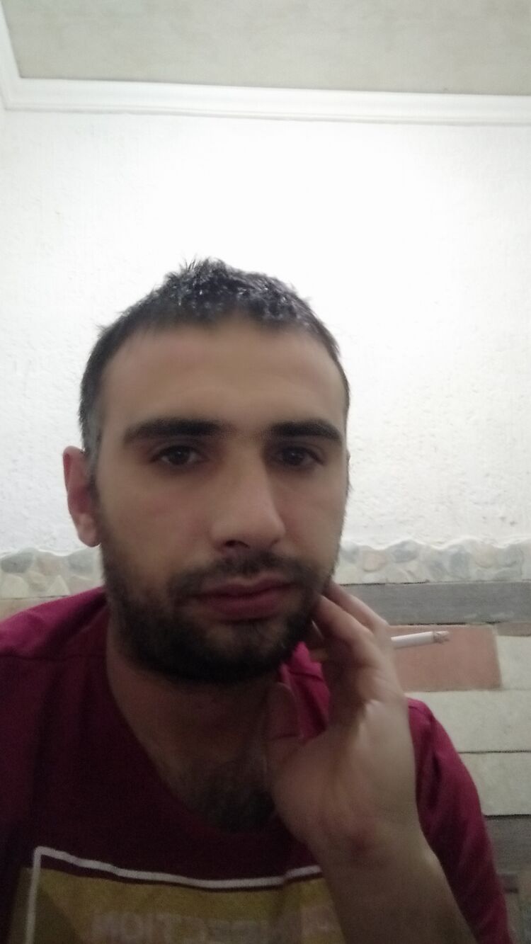  31995591  Karen, 36 ,    